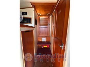American Marine Grand Banks 36