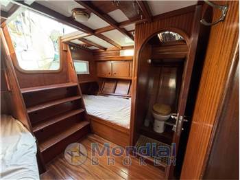 Nautica C 4 Yacht classico One off.