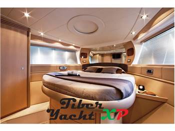 Pershing 50 - Linea d'Asse - BARCA IN RIMESSAGGIO DA NOI