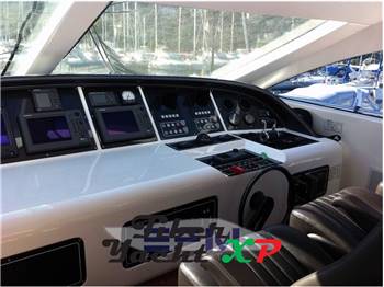 Overmarine - Mangusta 72 Mangusta - BARCA IN BUONE CONDIZIONI GENERALI - INTERNI ROVERE