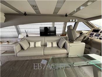 Ferretti Yachts 650