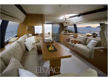 Ferretti Yachts 592