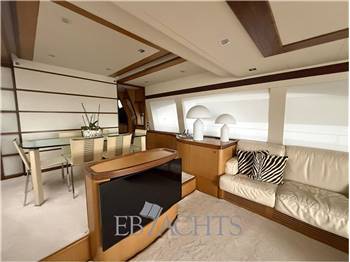 Ferretti Yachts 731