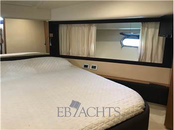 Ferretti Yachts 510