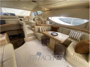 Ferretti Yachts 550