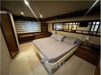 Ferretti Yachts 630