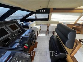 Ferretti Yachts 630