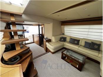 Ferretti Yachts 630