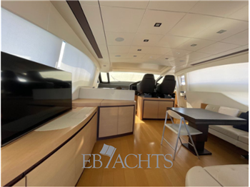 PERSHING 72