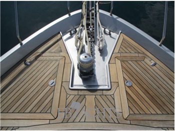 PERSHING 72