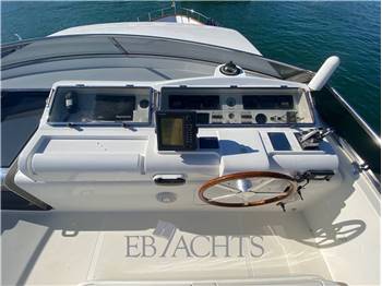 Sanlorenzo 82 Flybridge