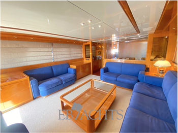 Sanlorenzo 82 Flybridge