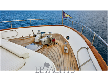 Sanlorenzo 82 Flybridge
