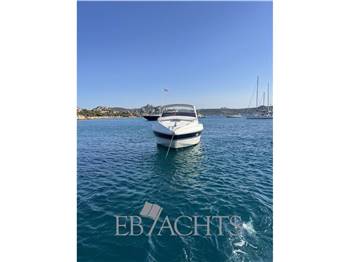 Pershing 33