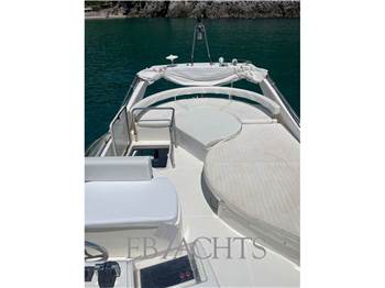 Ferretti Yachts 430