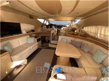 Ferretti Yachts 550