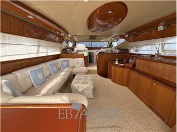 Ferretti Yachts 620