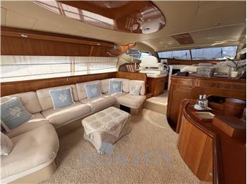 Ferretti Yachts 620