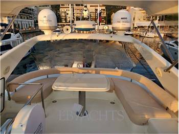 Ferretti Yachts 620