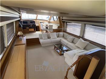 Ferretti Yachts 690 Altura