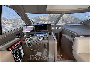 Ferretti Yachts 550 new