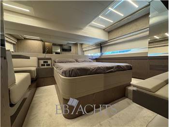 Ferretti Yachts 550 new