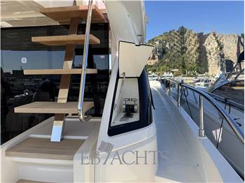 Ferretti Yachts 550 new