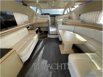 Ferretti Yachts 550