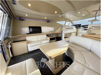 Ferretti Yachts 550