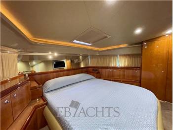 Ferretti Yachts 620