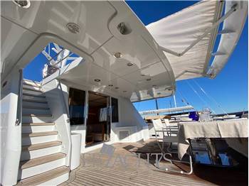 Rossinavi 28 mt IN CHARTER