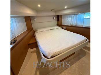 Ferretti Yachts 630