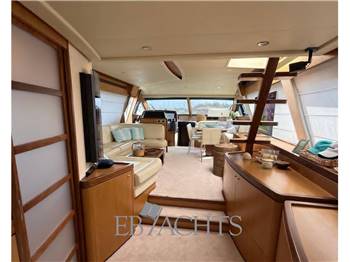 Ferretti Yachts 630