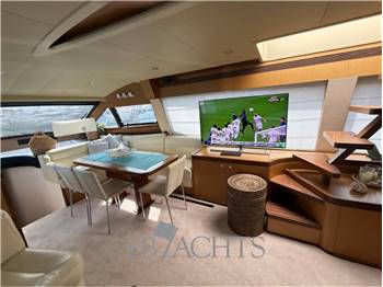 Ferretti Yachts 630