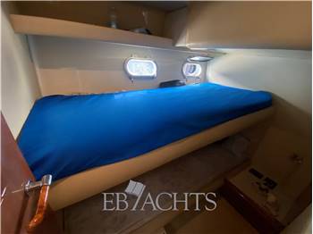 Ferretti Yachts 430