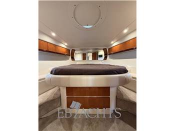 Pershing 48