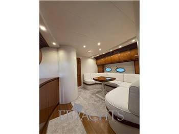 Pershing 48
