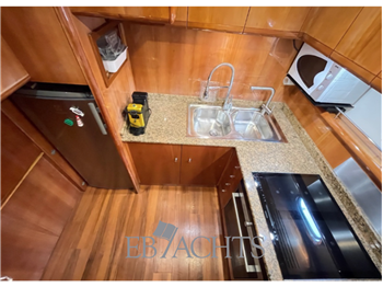 Ferretti Yachts 620