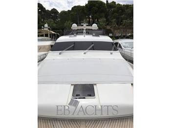 Ferretti Yachts 761