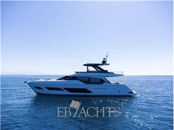 Ferretti Yachts 720