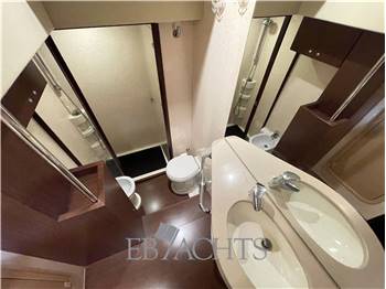 Ferretti Yachts 591