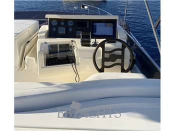 Ferretti Yachts 620