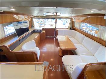 Ferretti Yachts 620