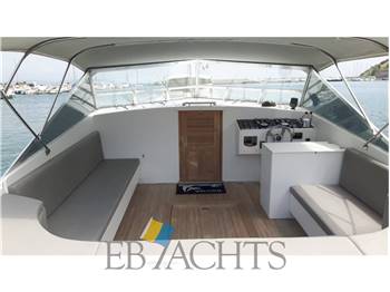 Magnum Marine 38  (In charter)