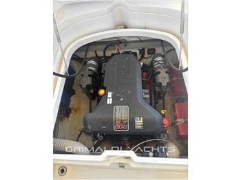 Sessa Marine Key Largo 27