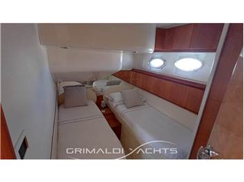 Pershing 50 HT