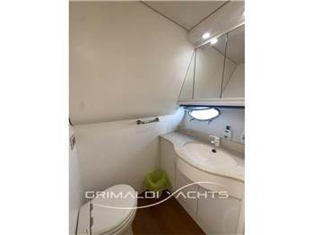Pershing 54