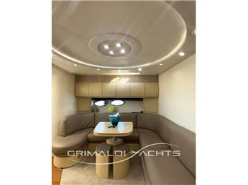 Pershing 54