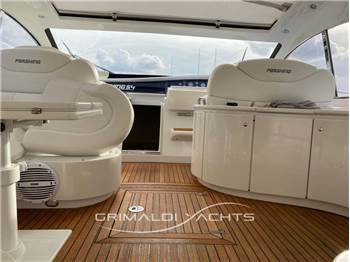 Pershing 54