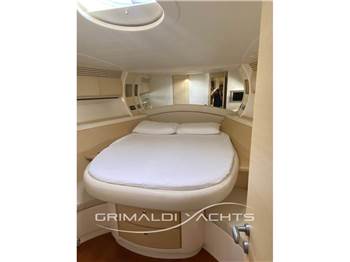 Pershing 54